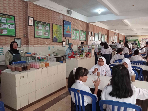kantin_sekolah2.png