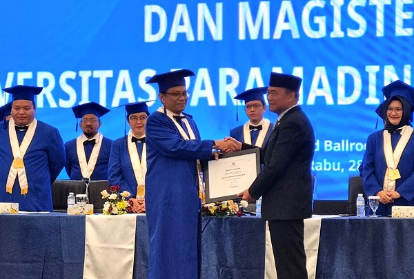 Orasi Ilmiah Wisuda Paramadina, Prof. Muhadjir Effendy: Pembangunan Harus Inklusif Berbasis Etika wisuda.jpg