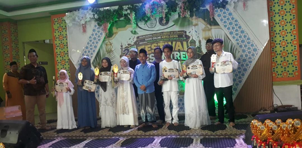 Radio Online Aryo Gema Sukses Gelar Festival Pesantren  di PP Qolbun Salim Cilodong, Kota Depok