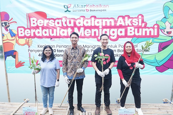 Sambut Hari Kemerdekaan,Bukalapak Tanam Bibit Mangrove  di Muara Gembong Bersama BRI & BenihBaik.com