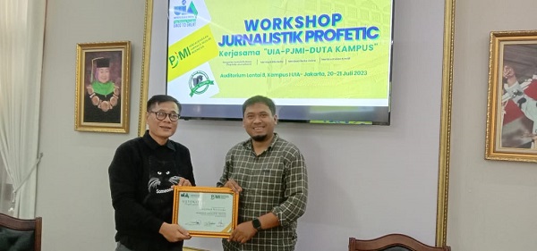 PJMI-UIA_Gear_Pelatihan_Jurnalistik.jpg
