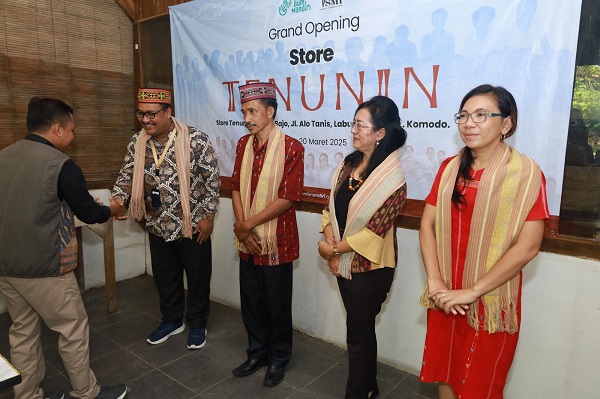 Tenunin dan PT SMI Perkuat Ekonomi Kreatif Berbasis Budaya Lokal ibm2.jpg