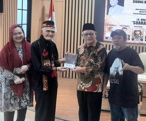 LK.Ara, Maestro Seni Sastra Gayo Suara Dari Anak Gunung lk_ara.jpg