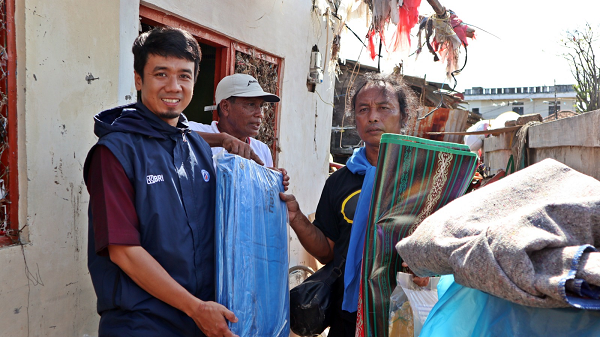 YBM BRILiaN Regional Office Denpasar Salurkan Bantuan Tanggap Darurat untuk Korban Banjir